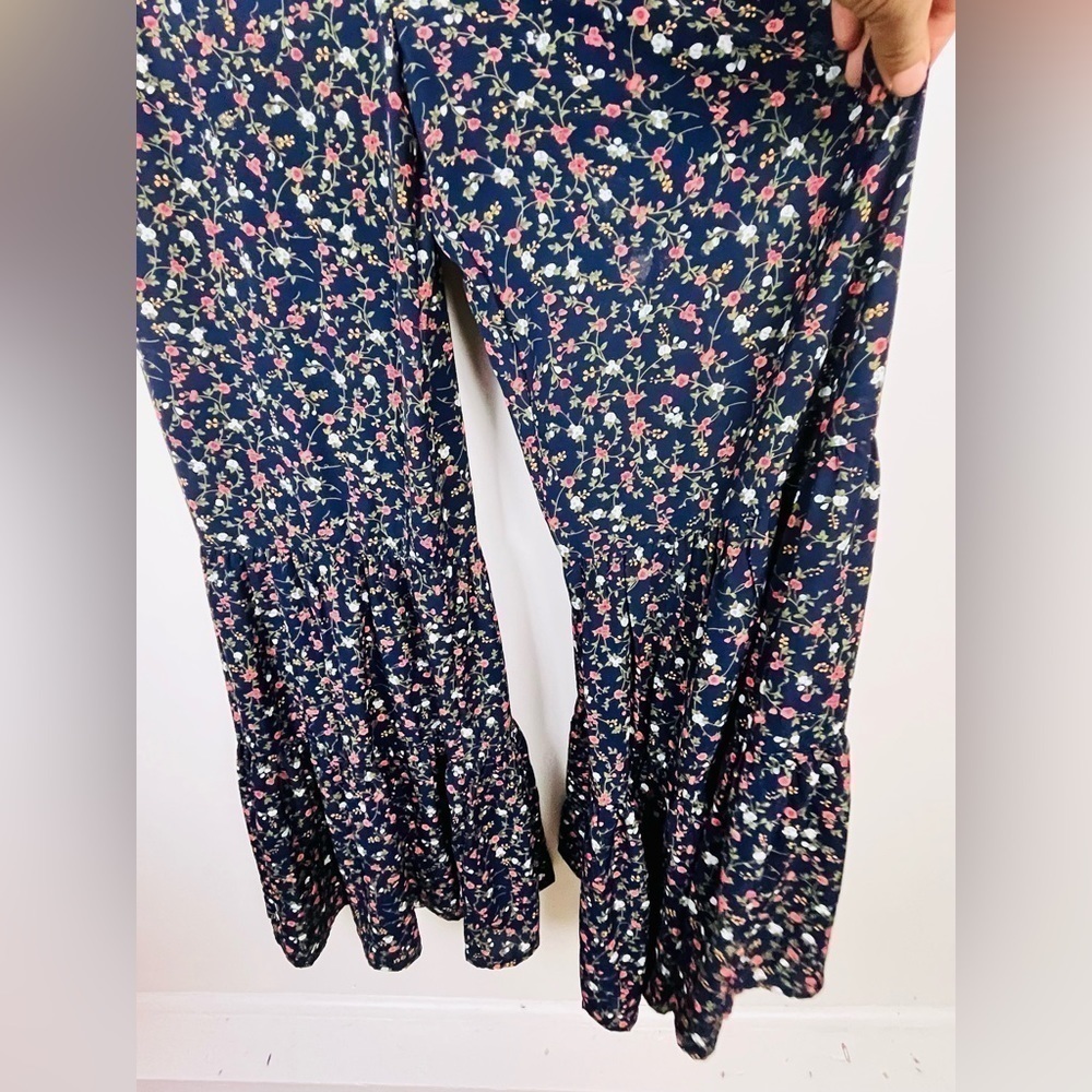 UMGEE USA FLORAL FALL OFF THE SHOULDER Navy jumpsuits Jumper SIZE M - Picture 7 of 9